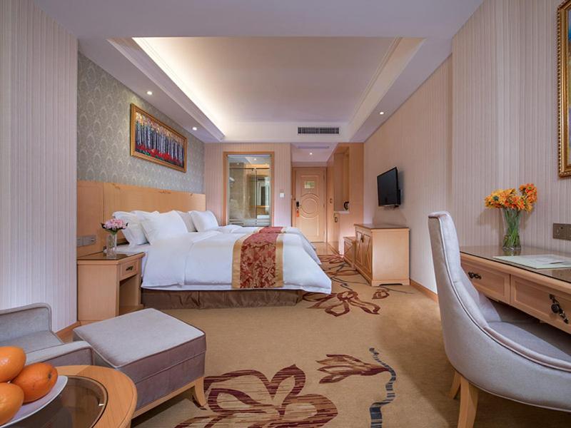 Vienna Hotel Shenzhen Fuyong Village Fenghuangwei Exteriér fotografie